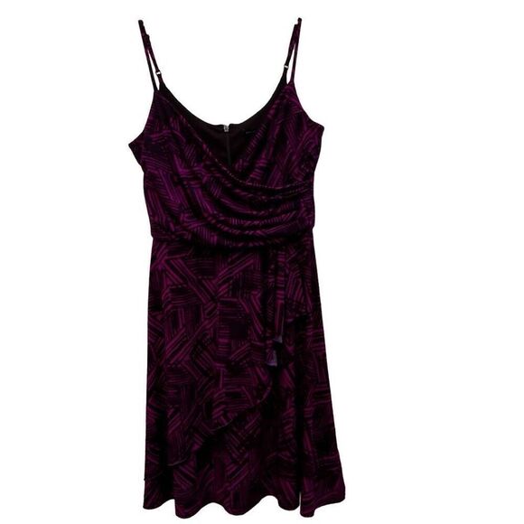Banana Republic Faux Wrap Dress Women's Small Fuchsia Purple Surplice Geometric - Picture 5 of 12